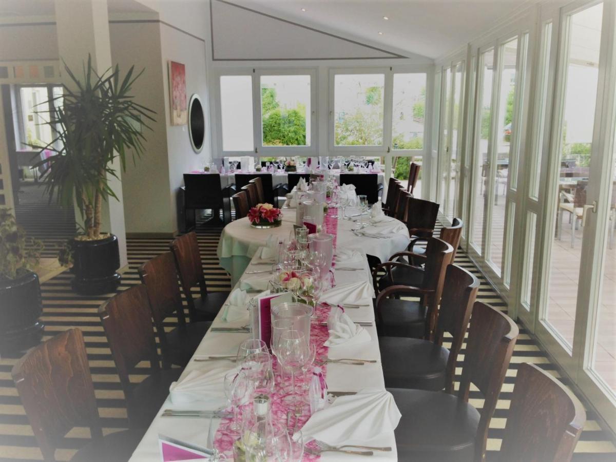 Hotel Ambiente Walldorf Екстер'єр фото