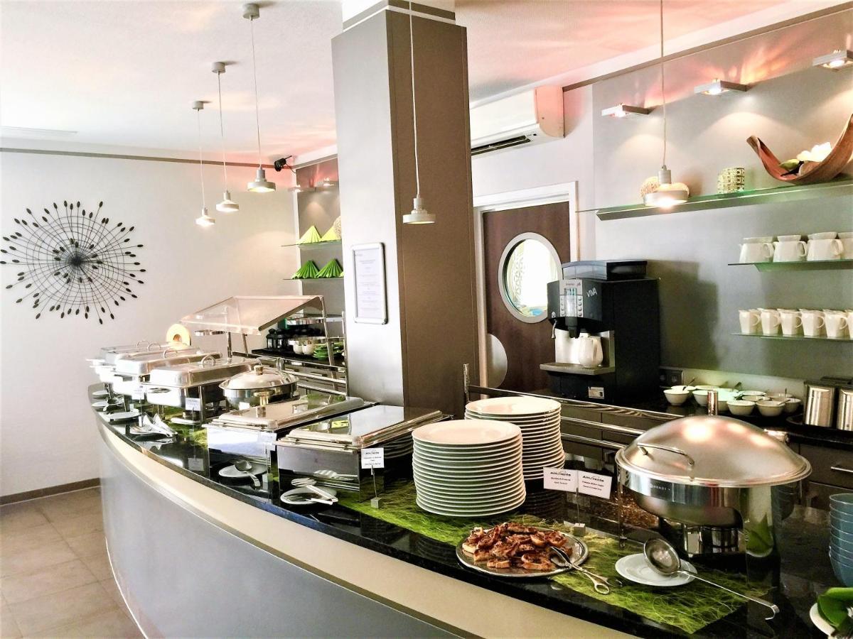 Hotel Ambiente Walldorf Екстер'єр фото
