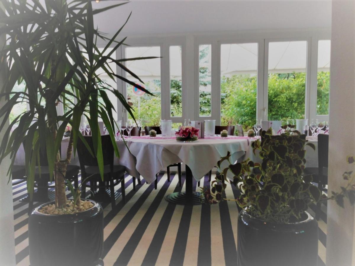Hotel Ambiente Walldorf Екстер'єр фото