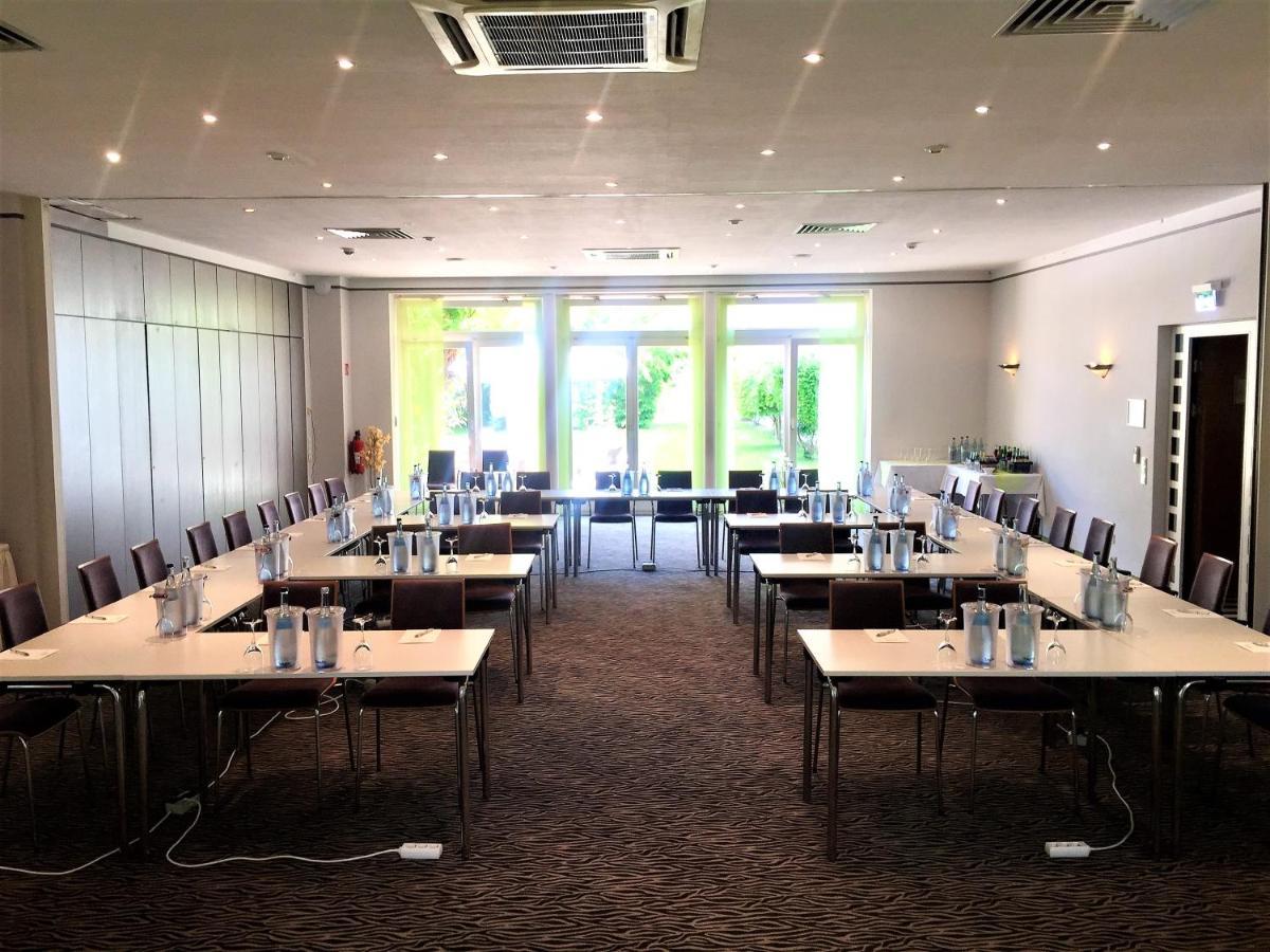 Hotel Ambiente Walldorf Екстер'єр фото