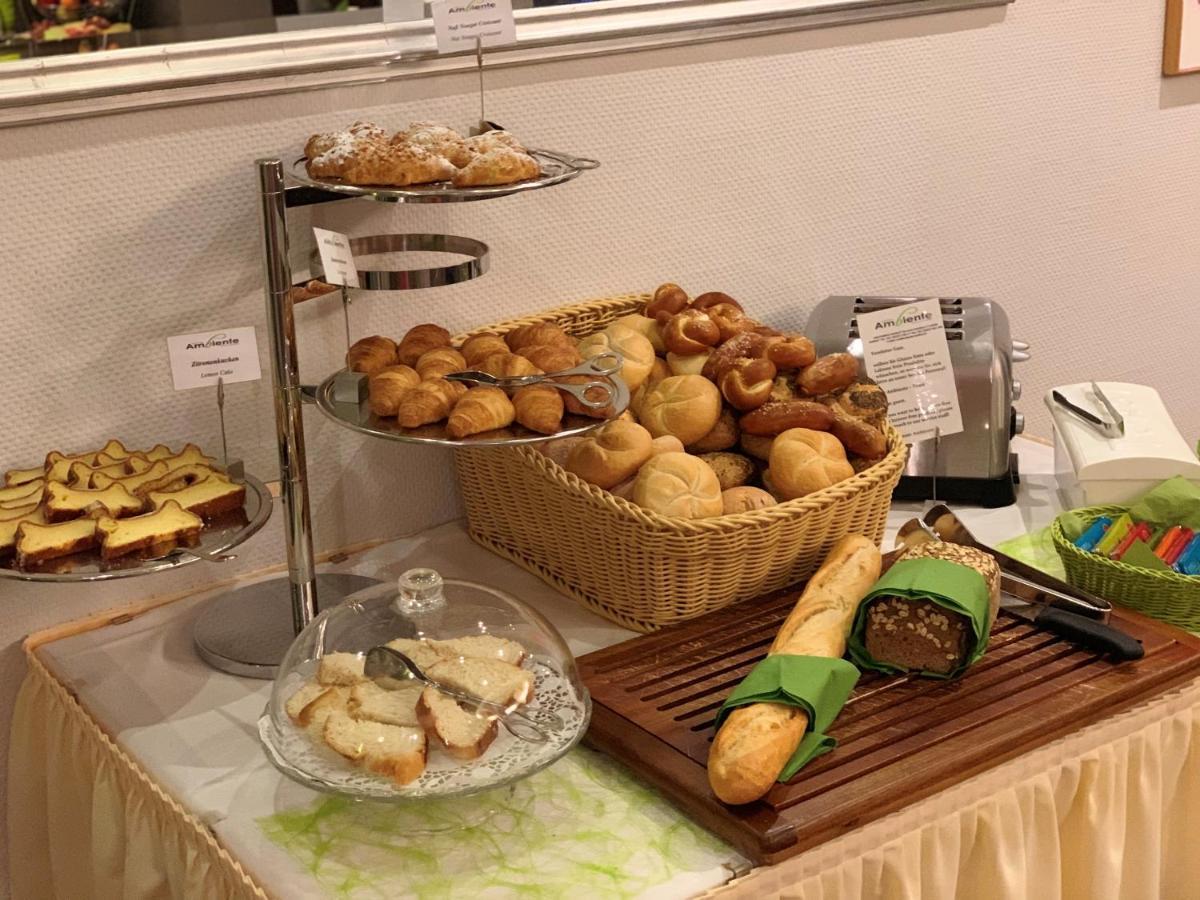Hotel Ambiente Walldorf Екстер'єр фото