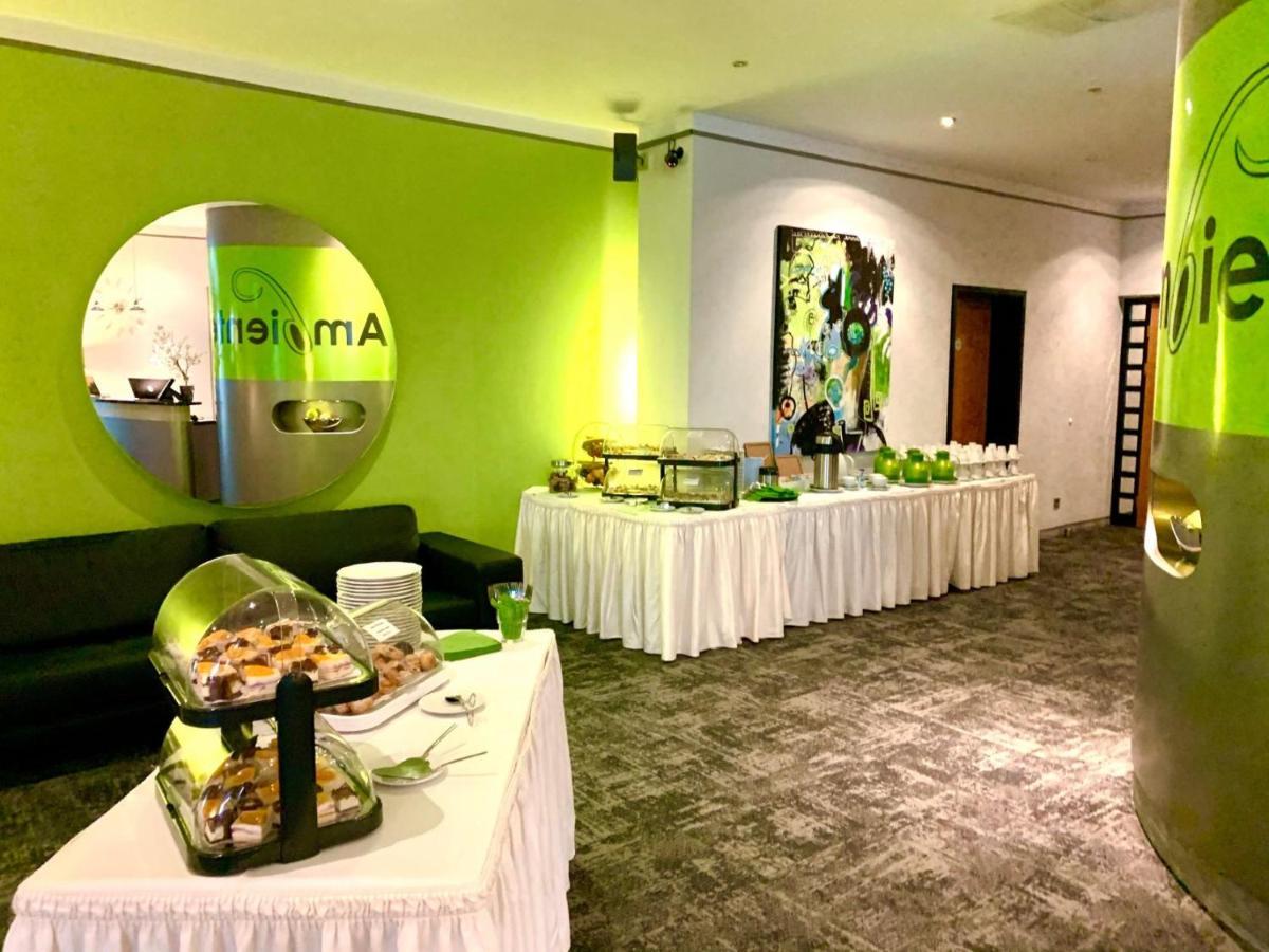 Hotel Ambiente Walldorf Валльдорф Екстер'єр фото