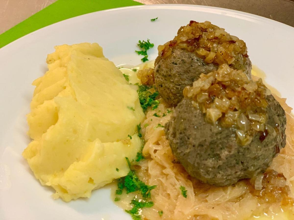 Hotel Ambiente Walldorf Екстер'єр фото